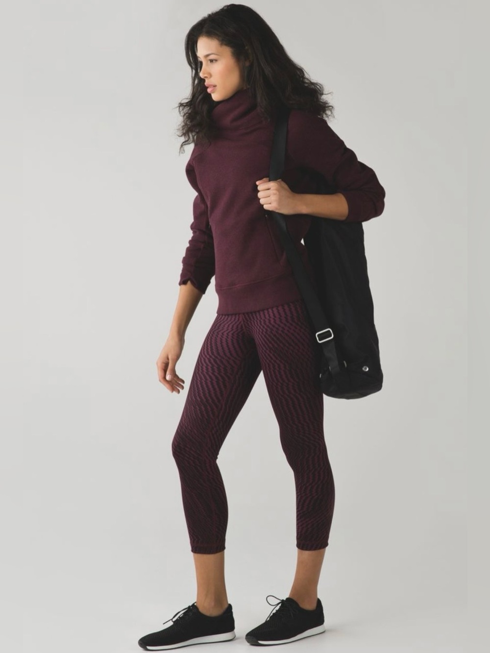 Lululemon Capris Burgundy Maroon Wine Wunder Under Crop Hi-Rise Shifted Horizon